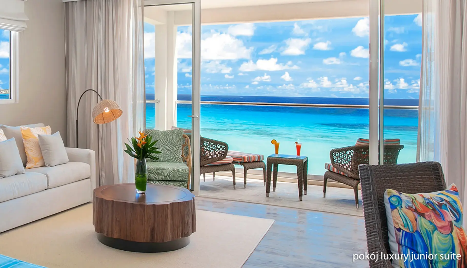 Widok z hotelu Sea Breeze Beach House