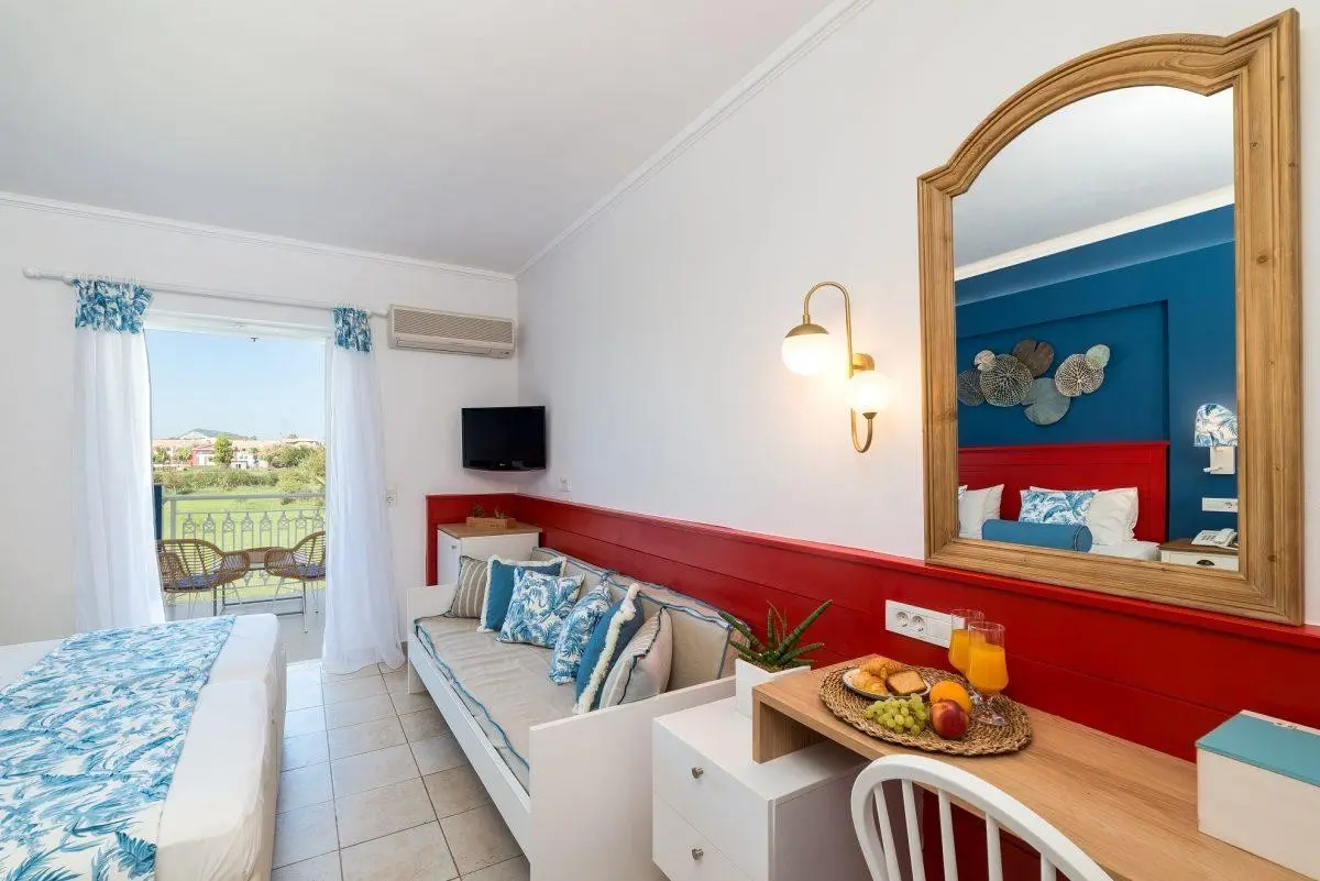 Sirocco Hotel — SIROCCO