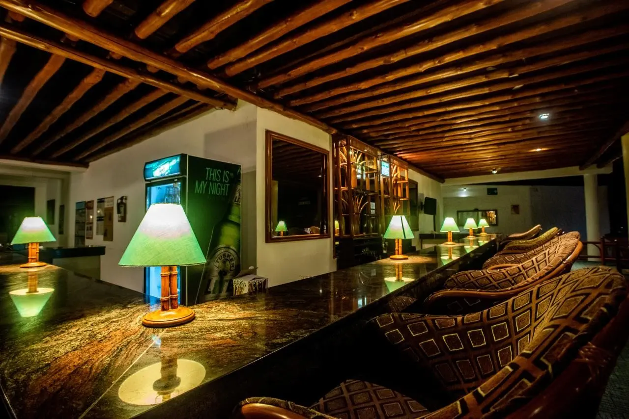 Śniegi Kilimandżaro + Traveller's Beach Hotel & Club — TRAVELLERS BEACH HOTEL & SPA