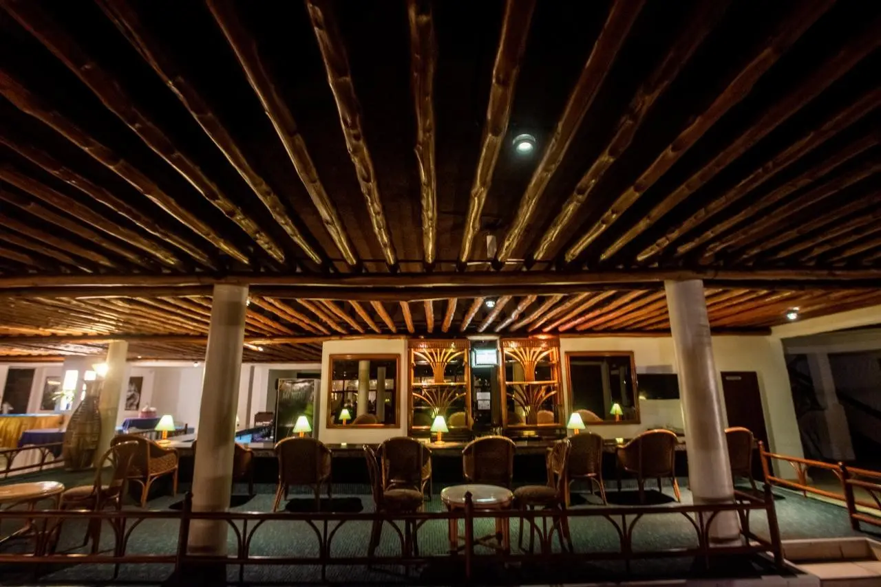 Śniegi Kilimandżaro + Traveller's Beach Hotel & Club — TRAVELLERS BEACH HOTEL & SPA