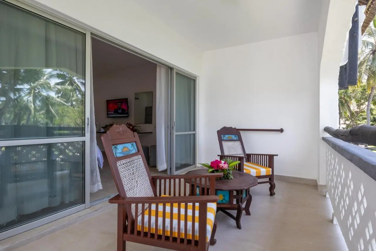 Southern Palms Beach Resort — SOUTHERN PALMS BEACH RESORT