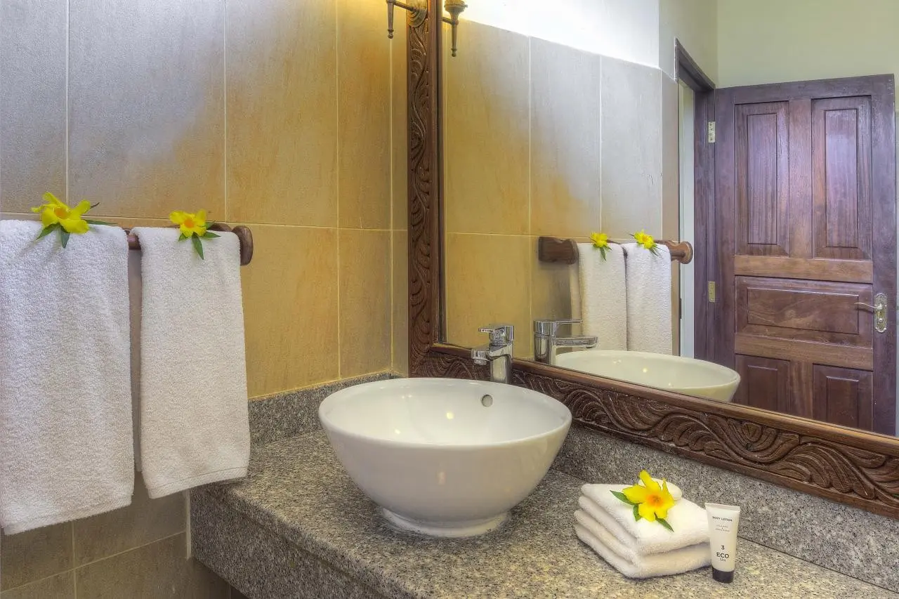 Sultan Sands Island Resort — SULTAN SANDS ISLAND RESORT