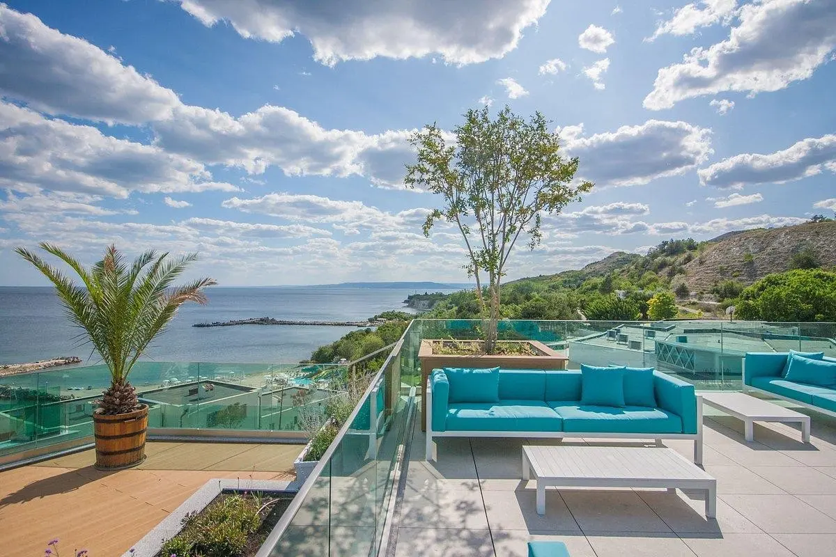 White Lagoon Beach Resort — WHITE LAGOON