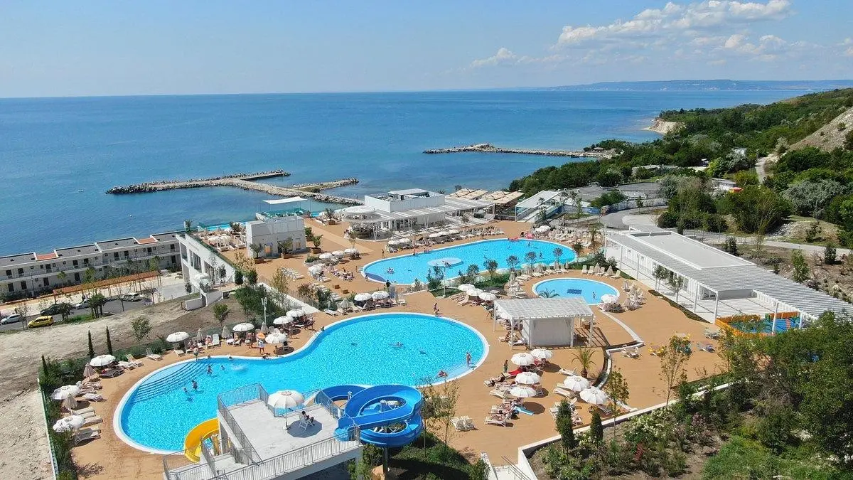 White Lagoon Beach Resort — WHITE LAGOON