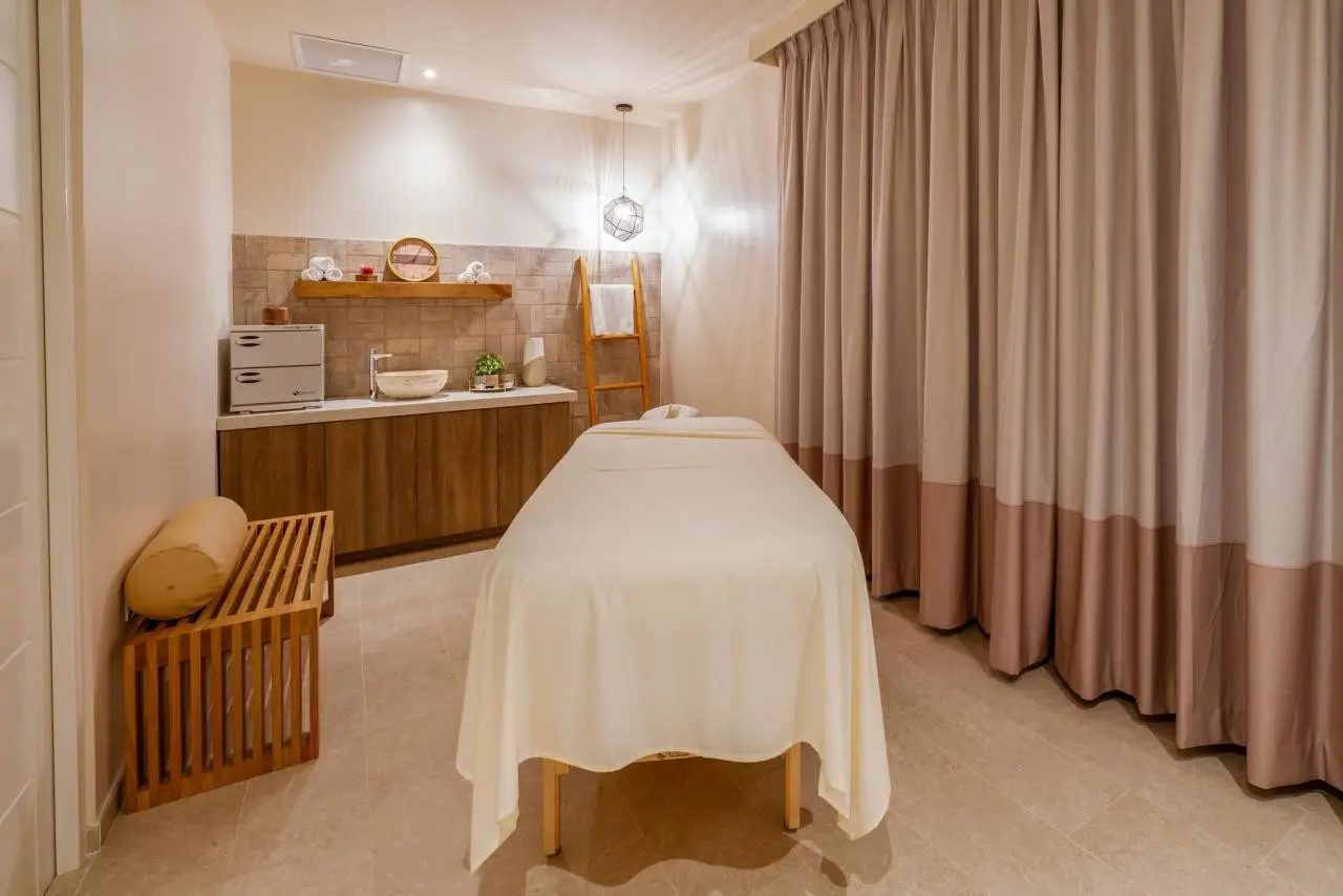 Zoëtry Curaçao Resort & Spa — ZOETRY CURACAO RESORT & SPA